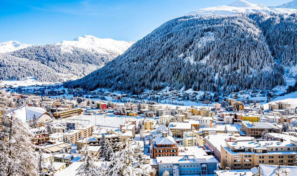 davos-switzerland-skiing-an-alpine-wonderland