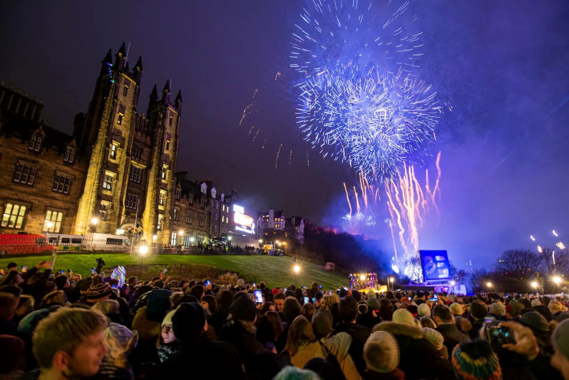 Edinburgh s Hogmanay The Best Party City For New Year s Eve 