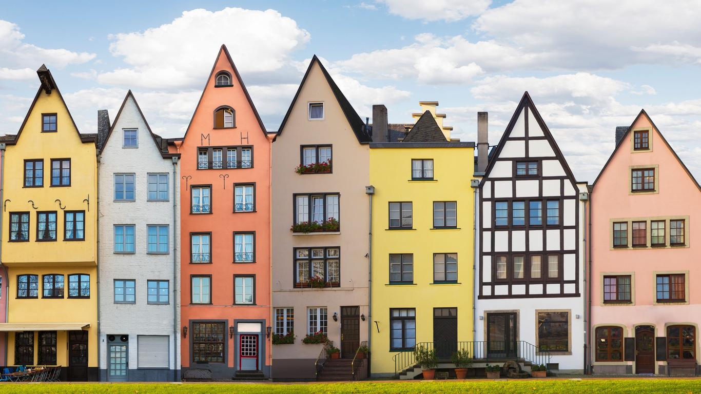 evenings-exploring-cologne-germany