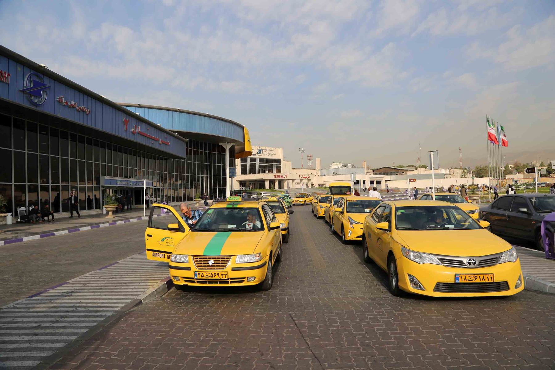 Everything-You-Need-To-Know-About-Taxis-In-Iran everything-you-need-to-know-about-taxis-in-iran
