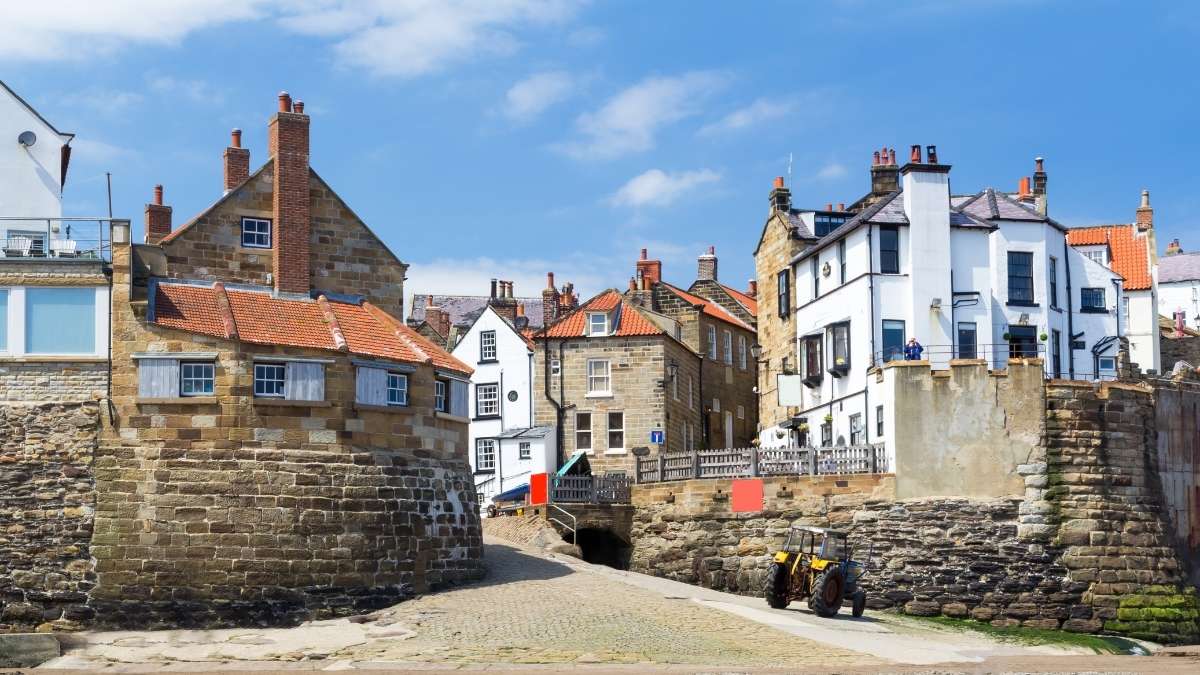 Exploring-Ancient-England-Robin-Hood8217s-Bay-And-Whitby-Abbey exploring-ancient-england-robin-hoods-bay-and-whitby-abbey