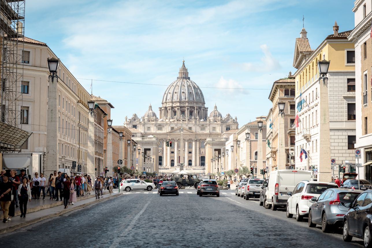 Exploring-Vatican-City-And-The-Sistine-Chapel-Rome exploring-vatican-city-and-the-sistine-chapel-rome