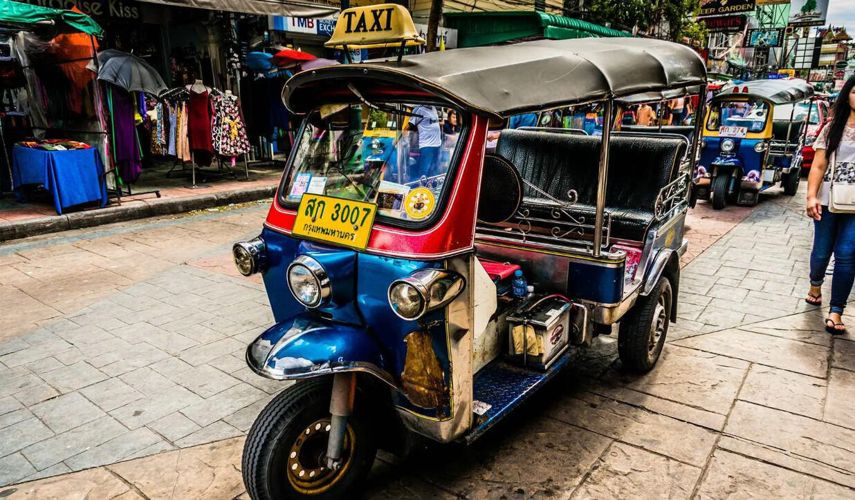 Getting-Scammed-By-Tuk-Tuk-Drivers-In-Bangkok getting-scammed-by-tuk-tuk-drivers-in-bangkok