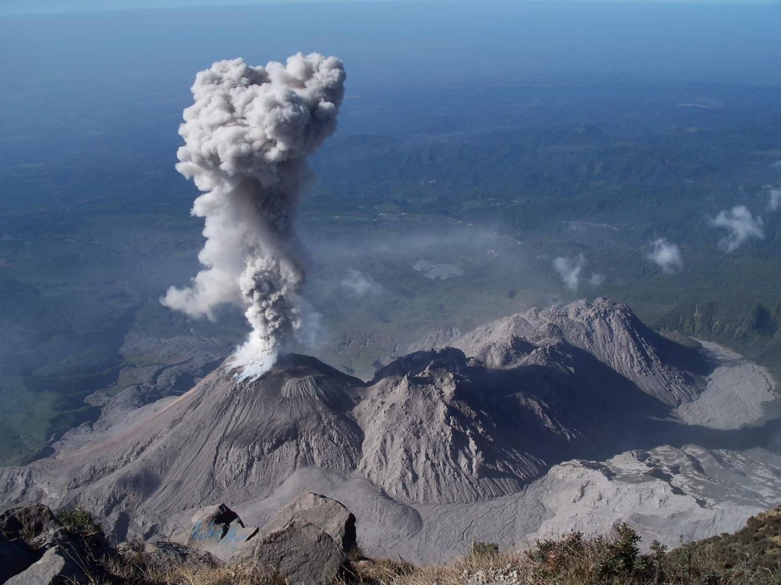 Hiking-Santiaguito-Surviving-An-Exploding-Volcano-In-Guatemala hiking-santiaguito-surviving-an-exploding-volcano-in-guatemala
