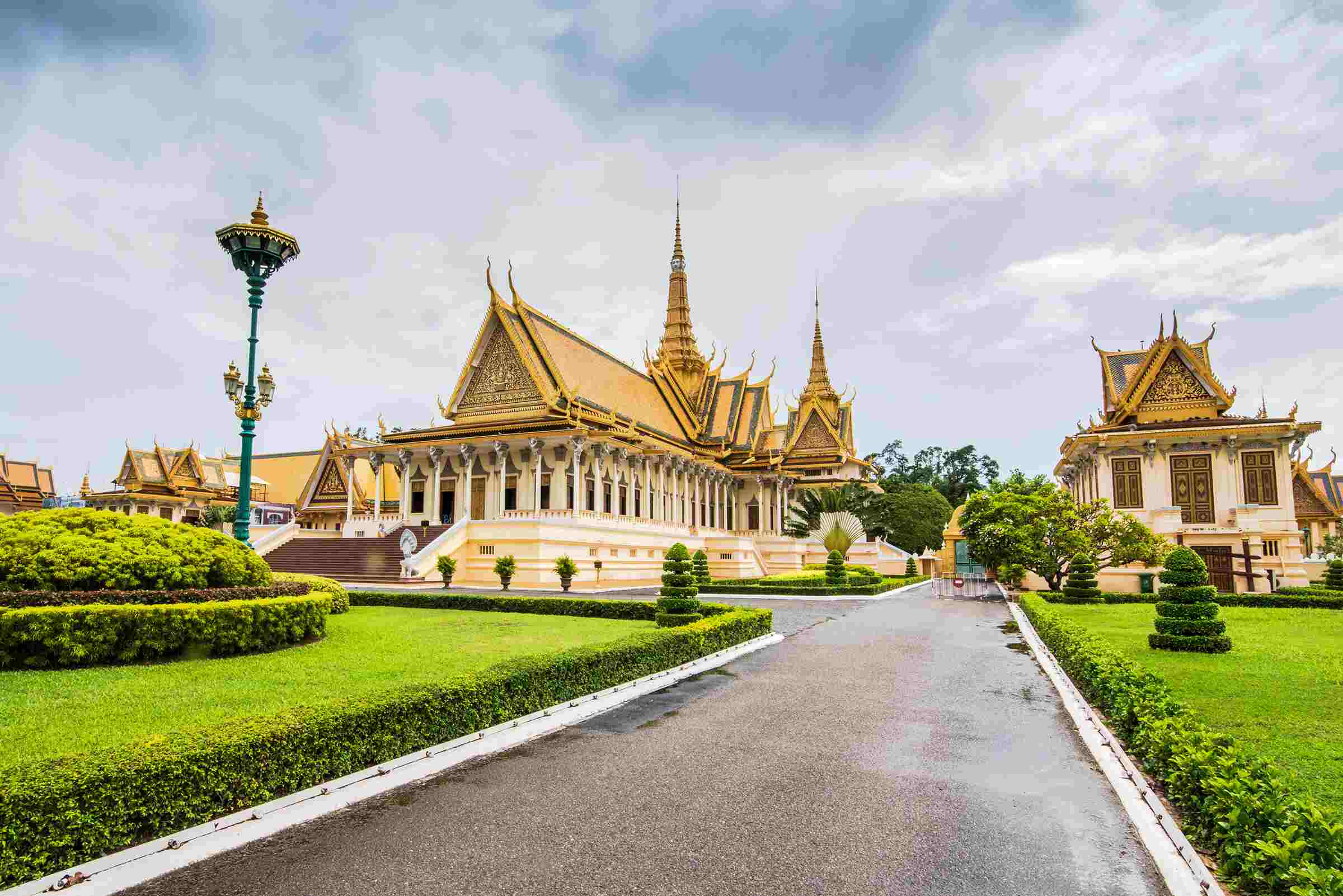 How-To-Go-From-Ho-Chi-Minh-City-To-Phnom-Penh how-to-go-from-ho-chi-minh-city-to-phnom-penh