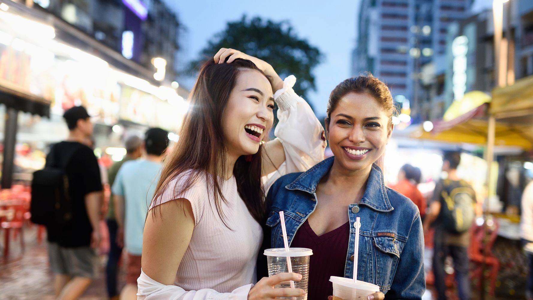 How-To-Make-Friends-And-Meet-People-While-Traveling how-to-make-friends-and-meet-people-while-traveling