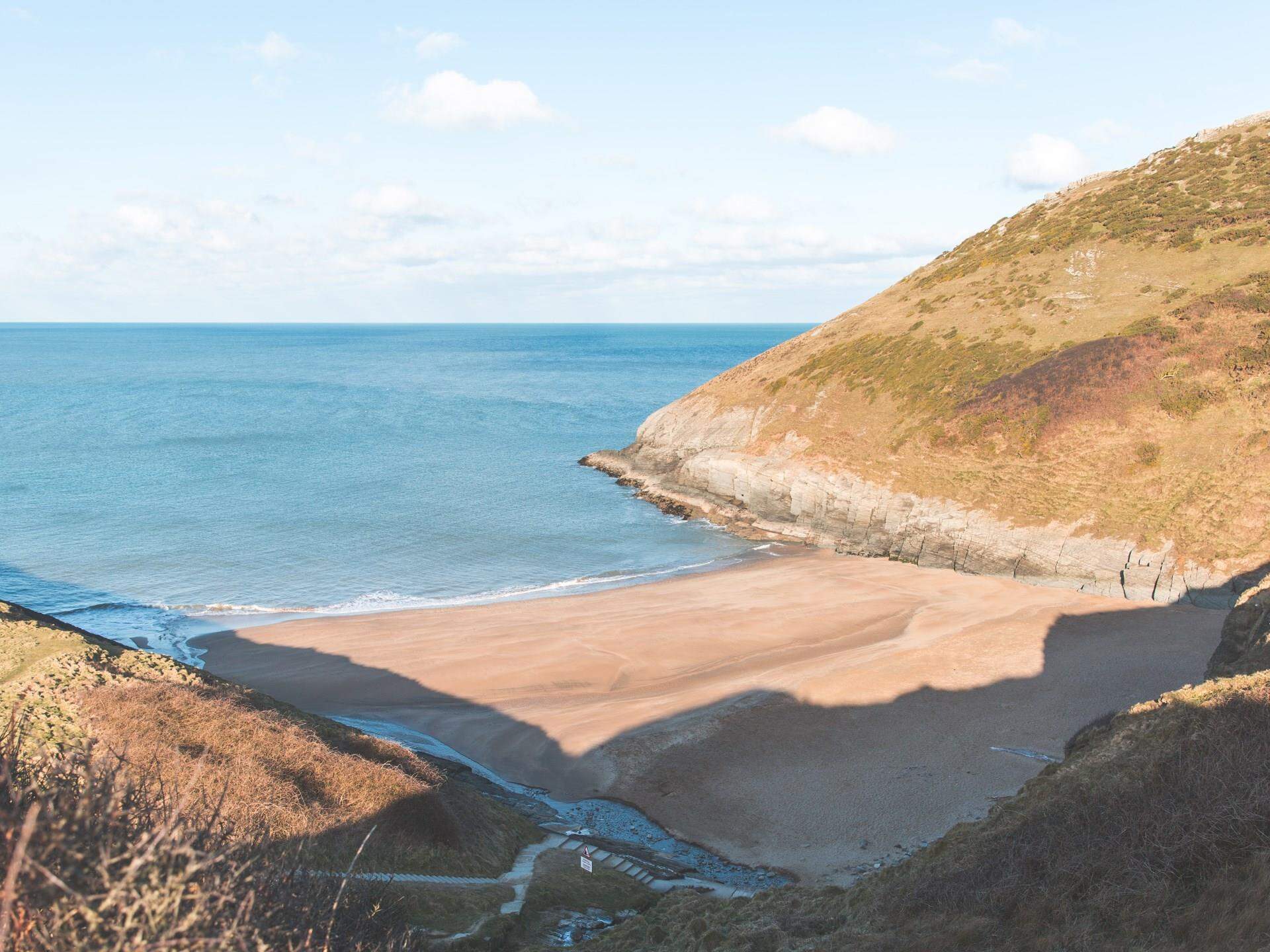 How-To-Visit-Mwnt-Beach-In-Wales how-to-visit-mwnt-beach-in-wales