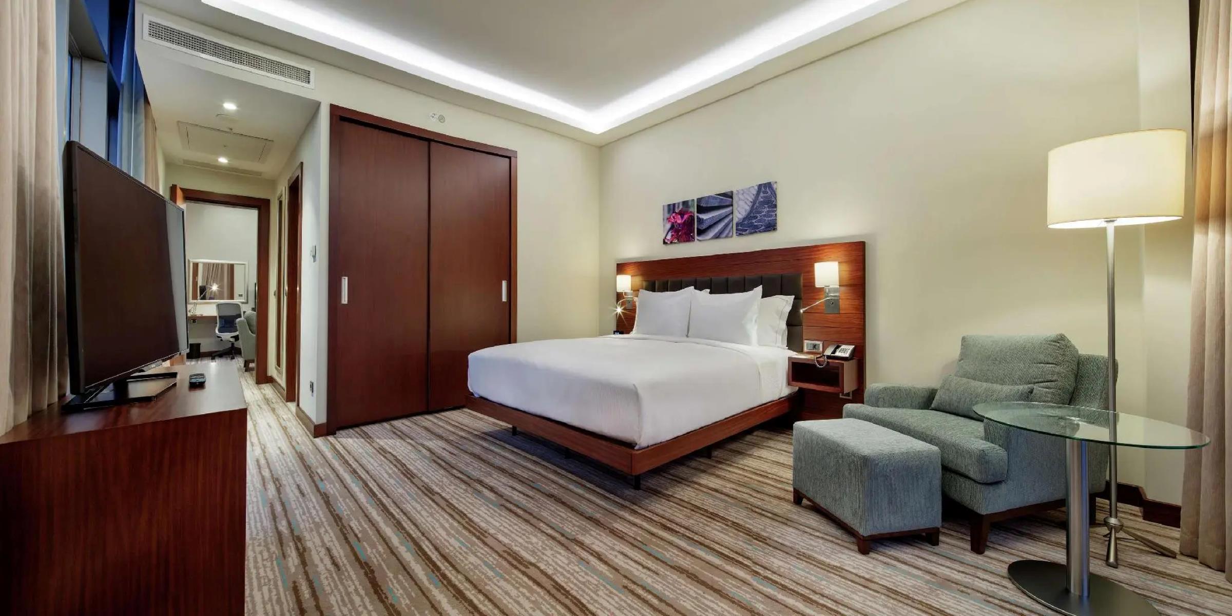 IHG-Vs.-Hilton-Honors-8211-Which-Is-Better ihg-vs-hilton-honors-which-is-better