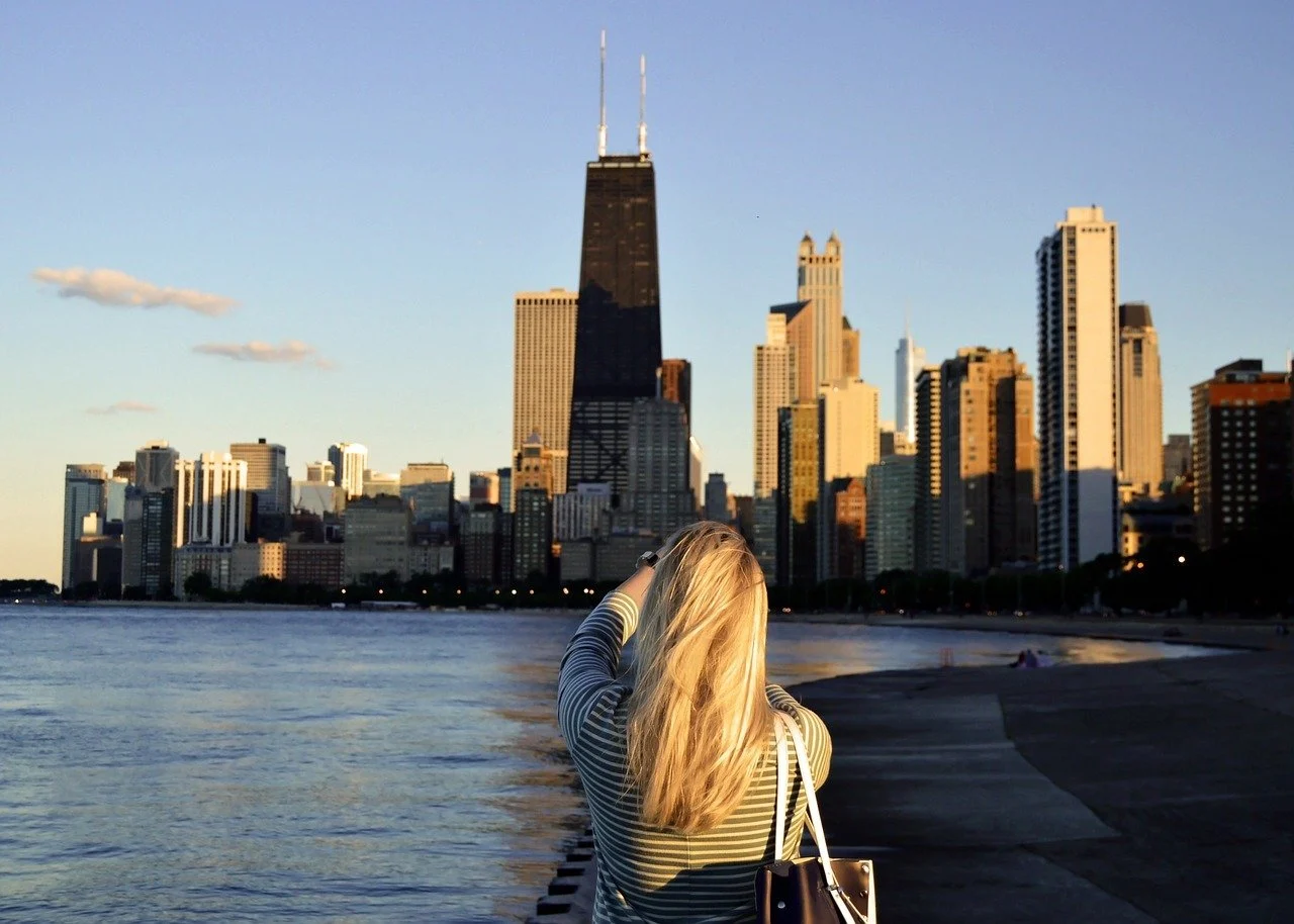 is-chicago-safe-for-solo-female-travelers-be-my-travel-muse