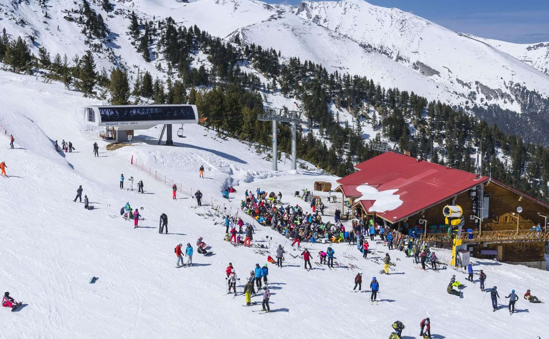 Learn-To-Ski-In-Bansko-Bulgaria-With-Snomads-Affordable-Europe-Skiing learn-to-ski-in-bansko-bulgaria-with-snomads-affordable-europe-skiing