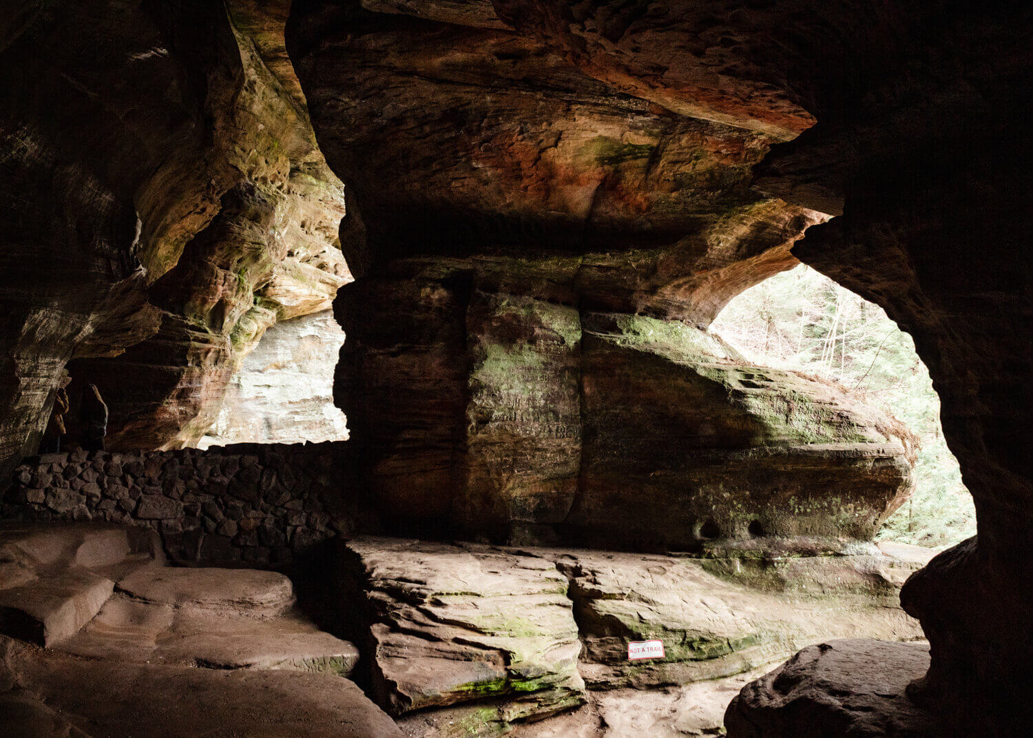 lesser-known-thrills-the-adventurous-travelers-guide-to-hocking-hills-ohio