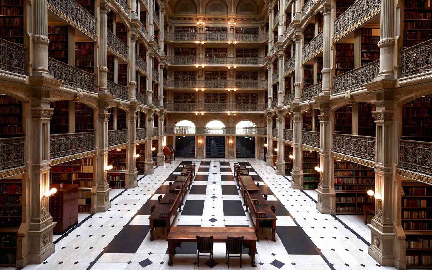 Libraries-Worth-Travelling-For-14-Breathtaking-Libraries-Around-The-World libraries-worth-travelling-for-14-breathtaking-libraries-around-the-world