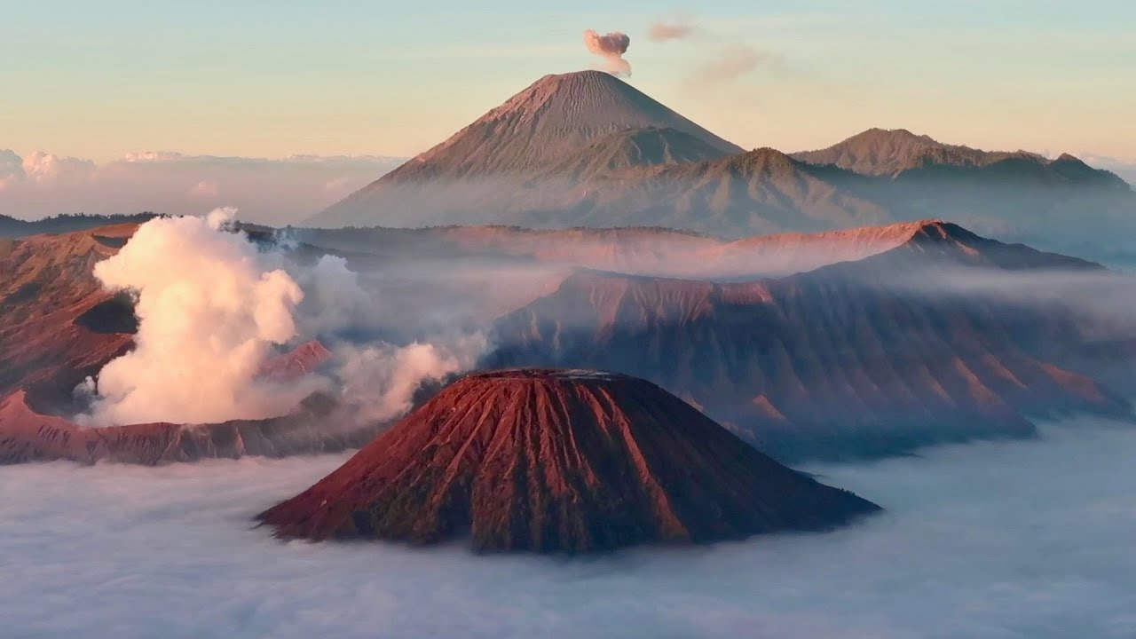 Mount-Bromo-Without-A-Tour-It8217s-Pretty-Easy-If-You-Follow-These-Tips mount-bromo-without-a-tour-its-pretty-easy-if-you-follow-these-tips