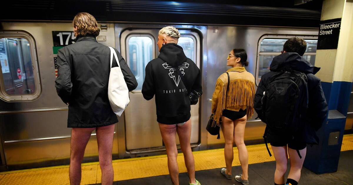 No-Pants-Subway-Ride-8211-Offbeat-NYC-8211-Jessie-On-A-Journey no-pants-subway-ride-offbeat-nyc-jessie-on-a-journey