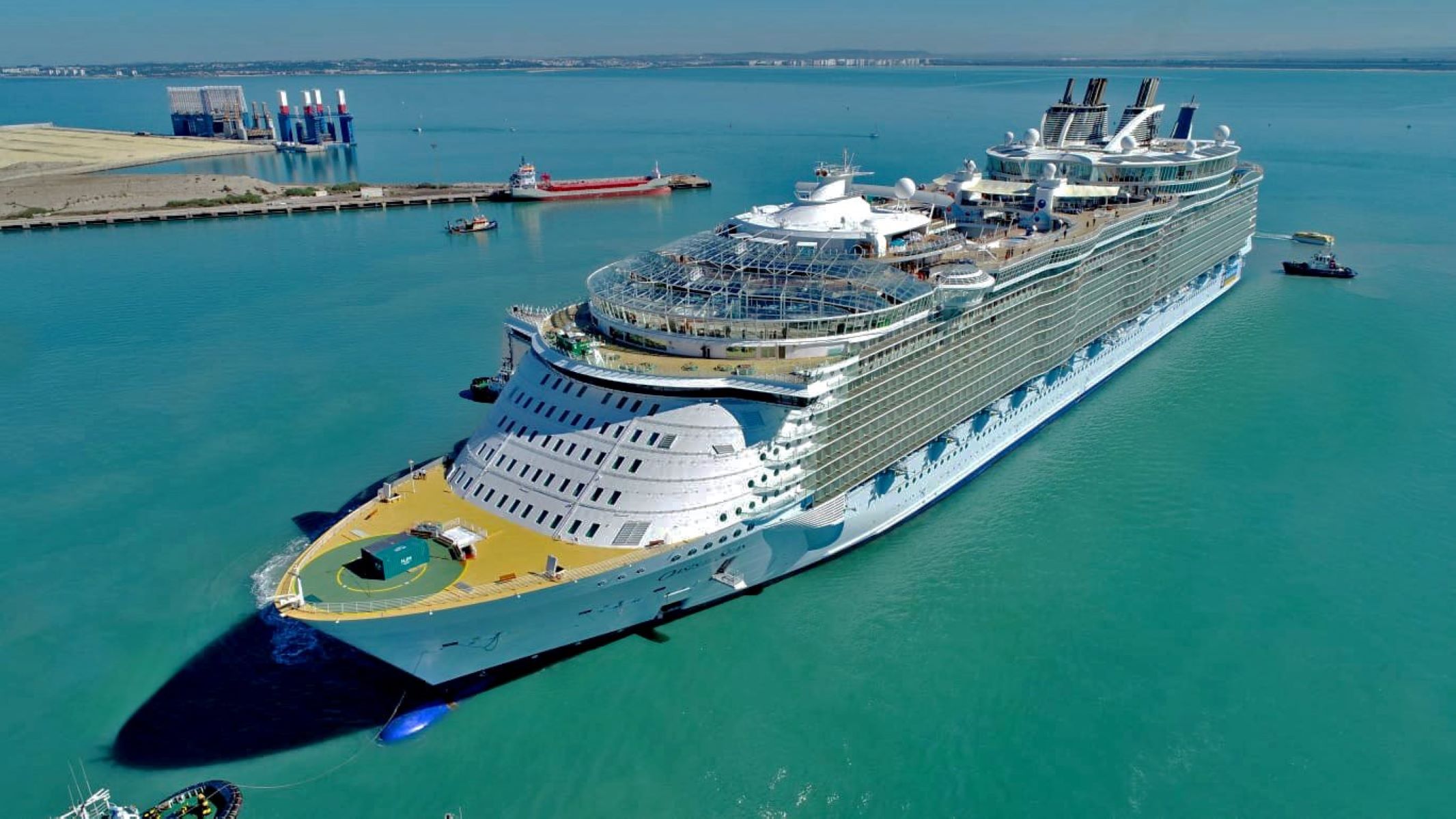 Oasis-Of-The-Seas-8211-The-Amplified-Version oasis-of-the-seas-the-amplified-version