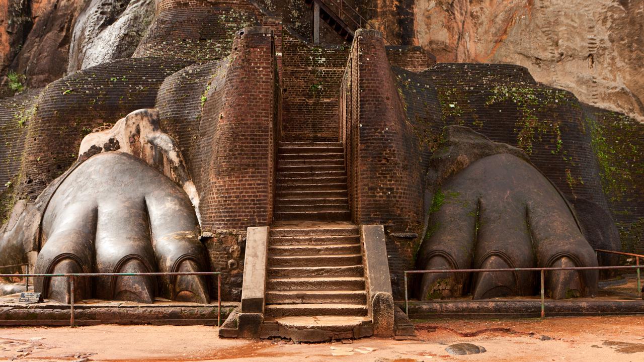 sigiriya-rock-travel-guide-tips-times-and-prices