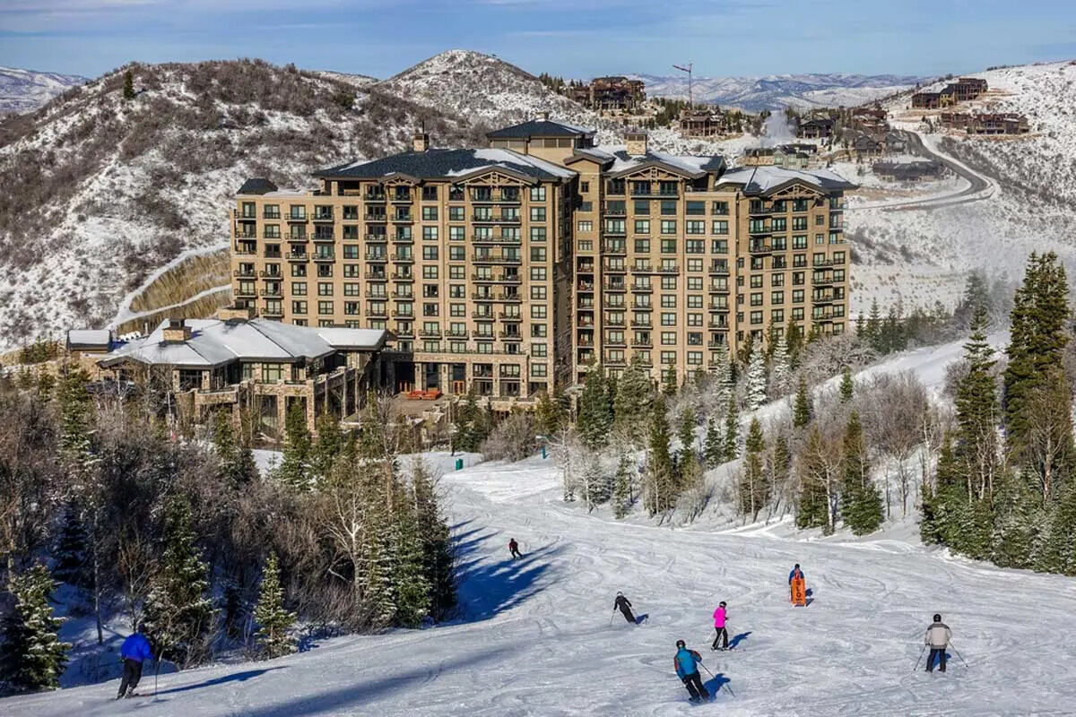 Ski-Utah-3-Ways-The-Best-Resorts-For-Every-Type-Of-Skier ski-utah-3-ways-the-best-resorts-for-every-type-of-skier
