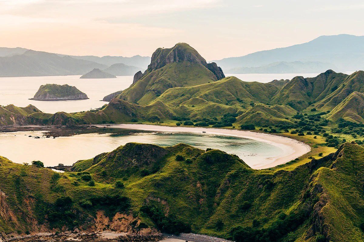 Stranded-In-Indonesia-There-Are-Worse-Places-Than-Labuan-Bajo stranded-in-indonesia-there-are-worse-places-than-labuan-bajo