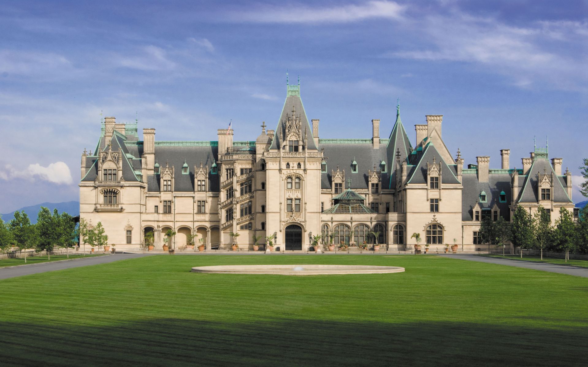 The-Biltmore-Estate-Visiting-America8217s-Largest-Private-Home the-biltmore-estate-visiting-americas-largest-private-home