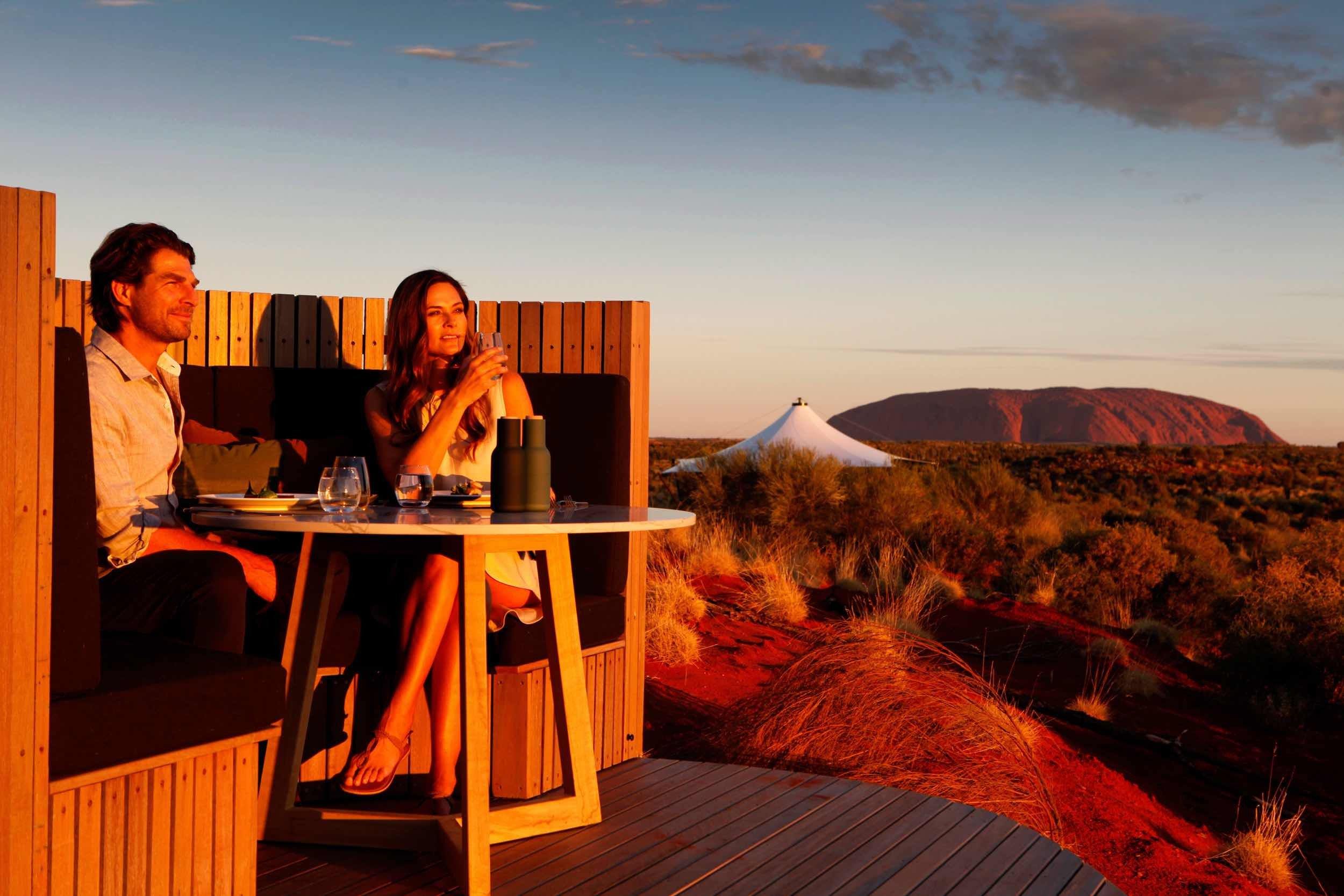 the-cheapest-way-to-travel-and-stay-in-uluru