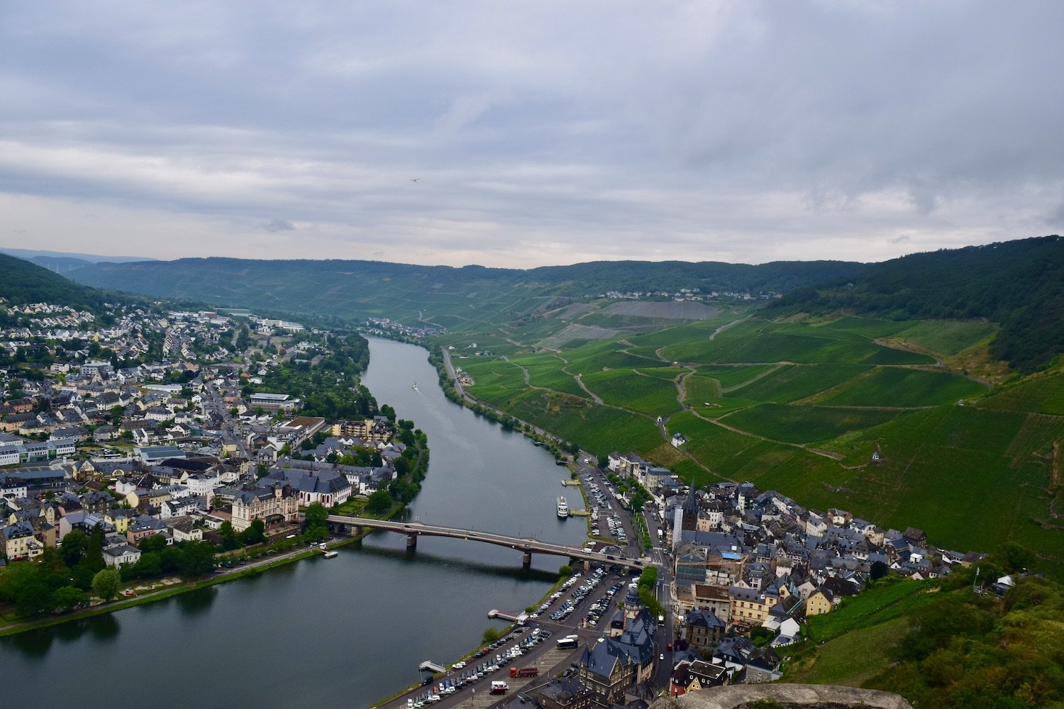 the-moselle-loop-and-the-stunning-bernkastel-kues-germany