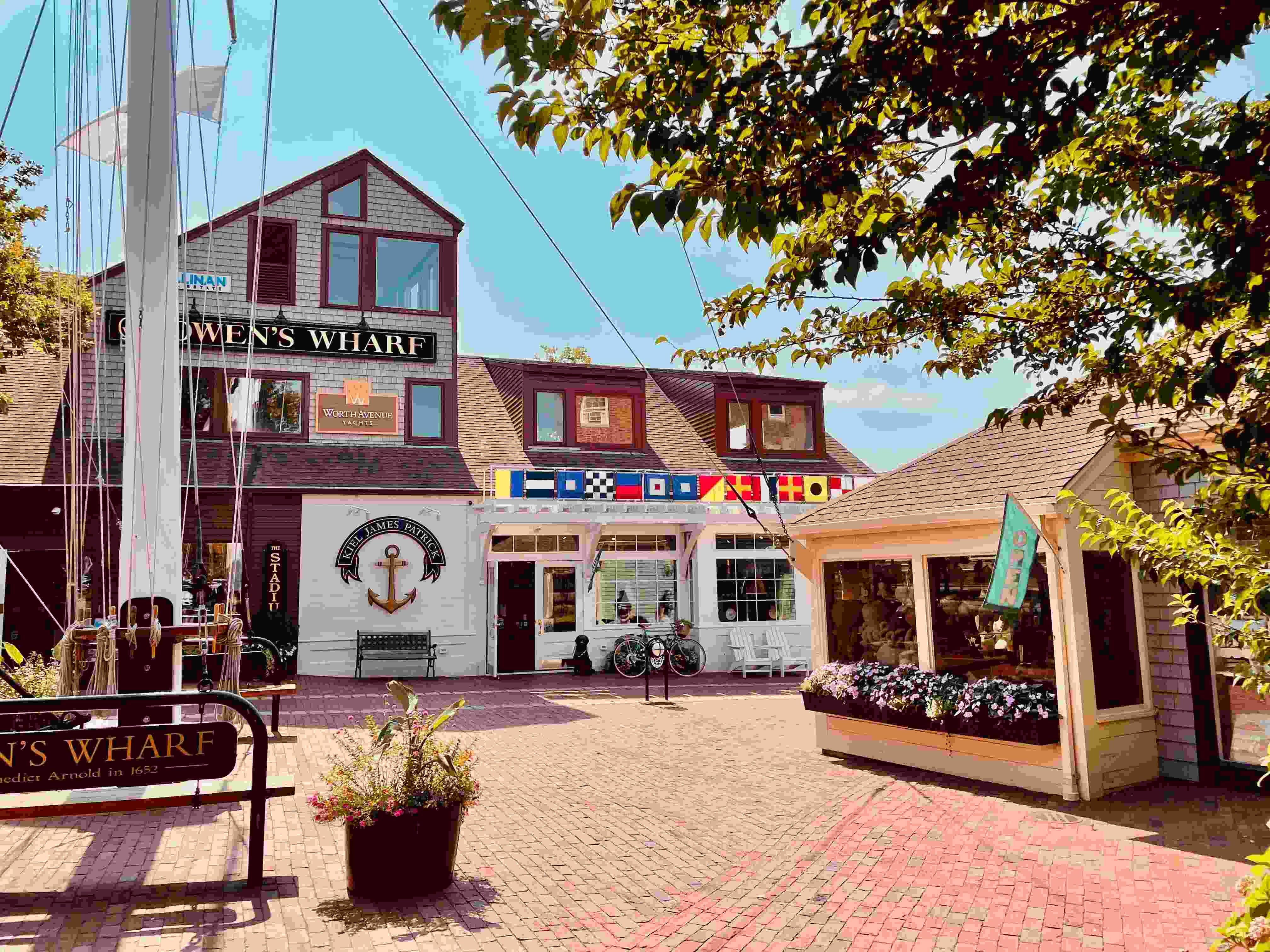 The-Three-Best-Spots-For-A-Drink-In-Newport-Rhode-Island the-three-best-spots-for-a-drink-in-newport-rhode-island