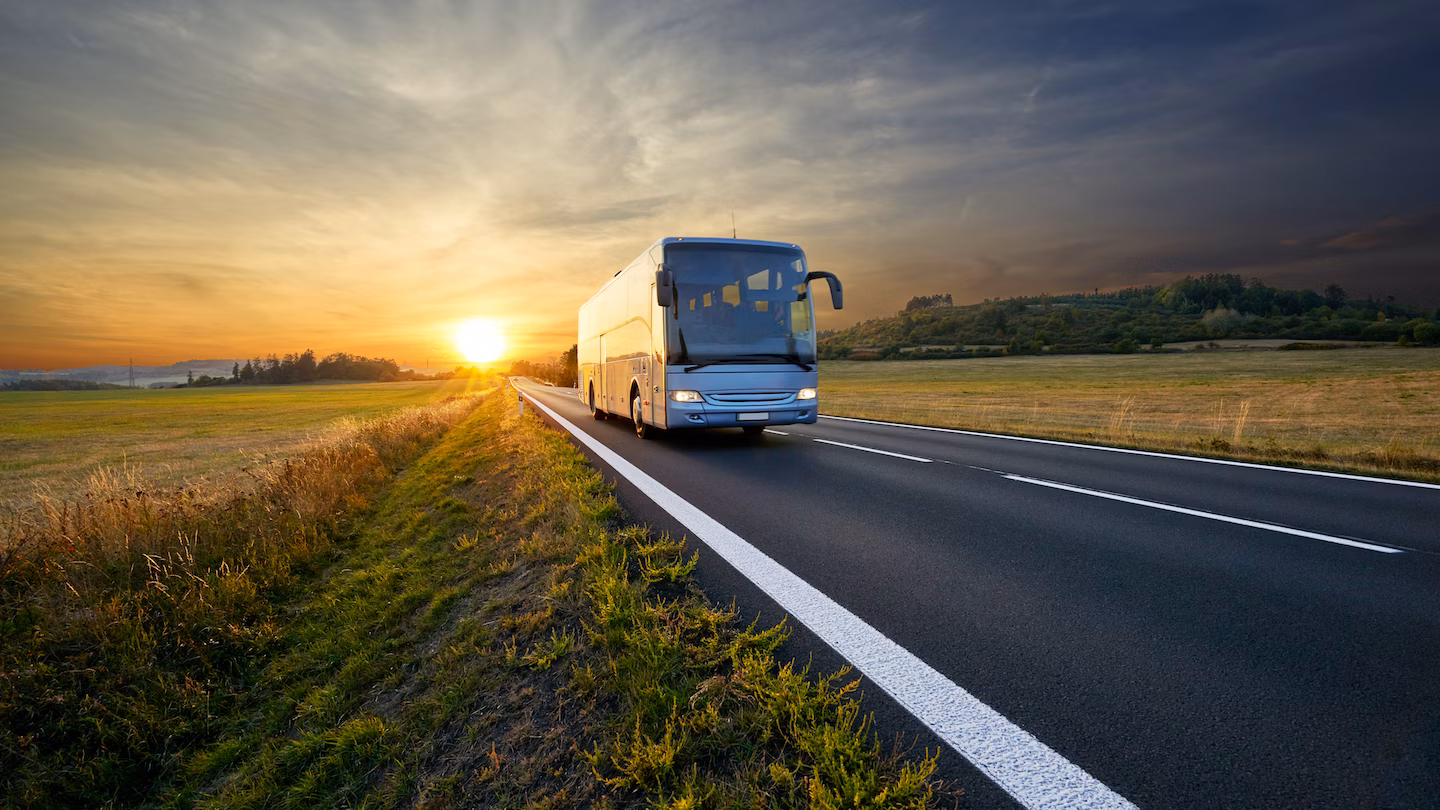 Things-To-Do-On-A-Long-Bus-Ride-Nights-038-Days-Out-By-Coach-8211-Tips things-to-do-on-a-long-bus-ride-nights-days-out-by-coach-tips