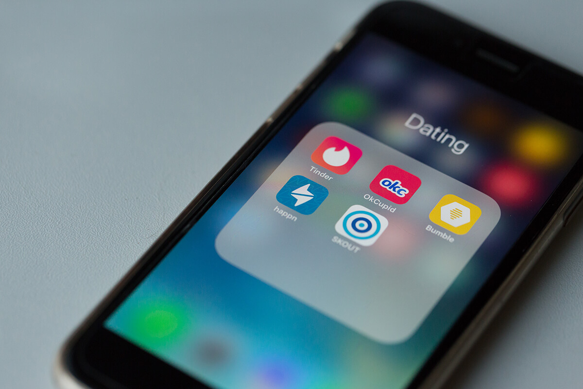 Tips-For-Using-OkCupid-And-Tinder-As-Travel-Apps tips-for-using-okcupid-and-tinder-as-travel-apps