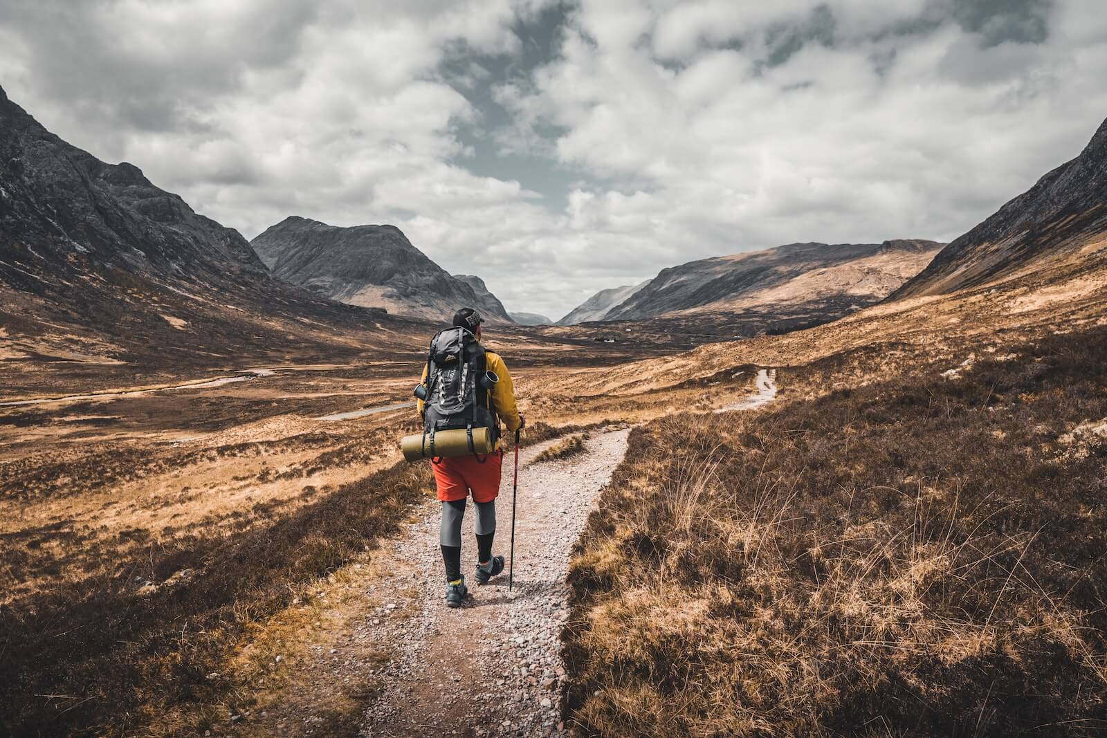 Traveling-Solo-For-The-First-Time-50-Essential-Tips traveling-solo-for-the-first-time-50-essential-tips