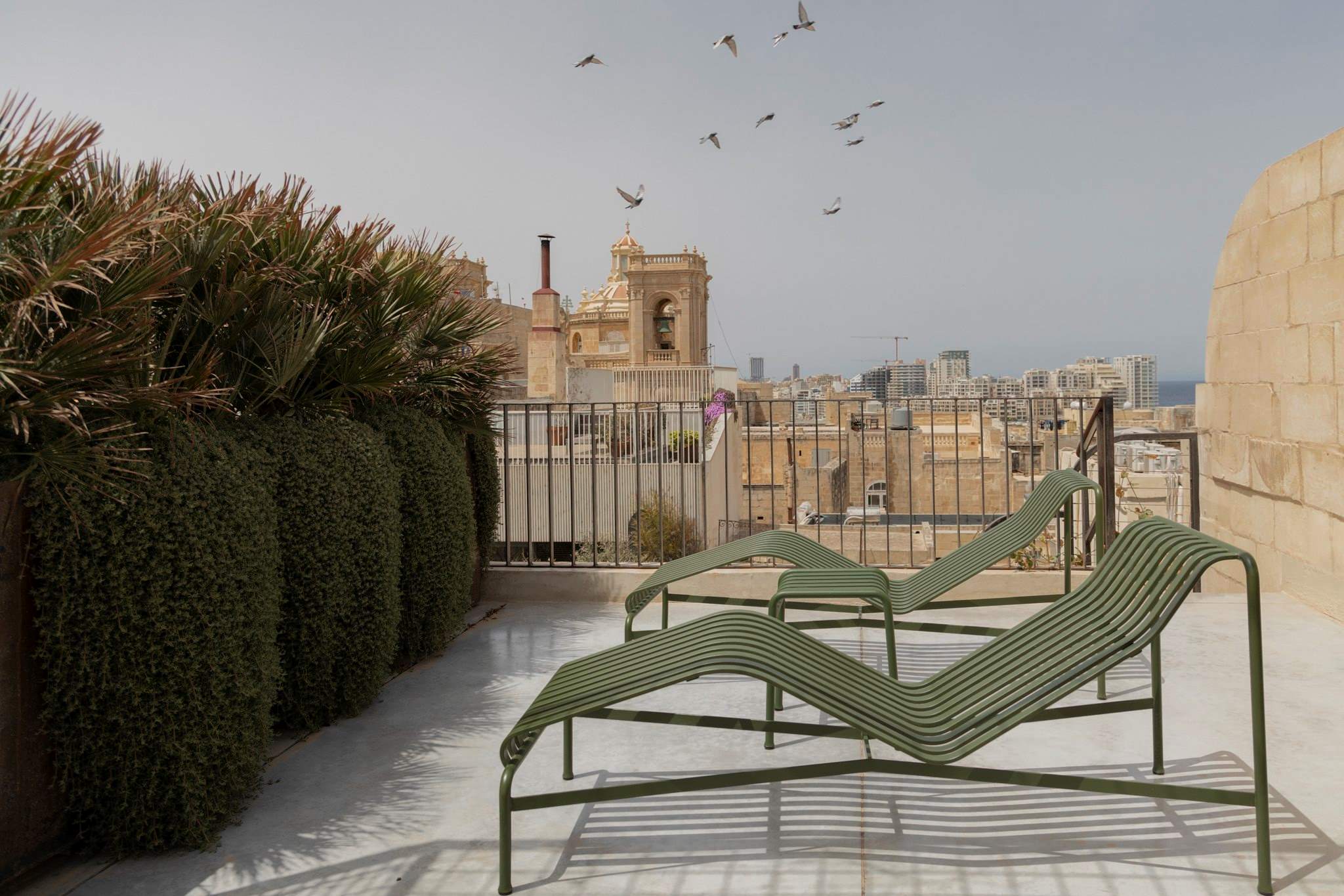 vintage-valletta-the-least-capital-like-capital