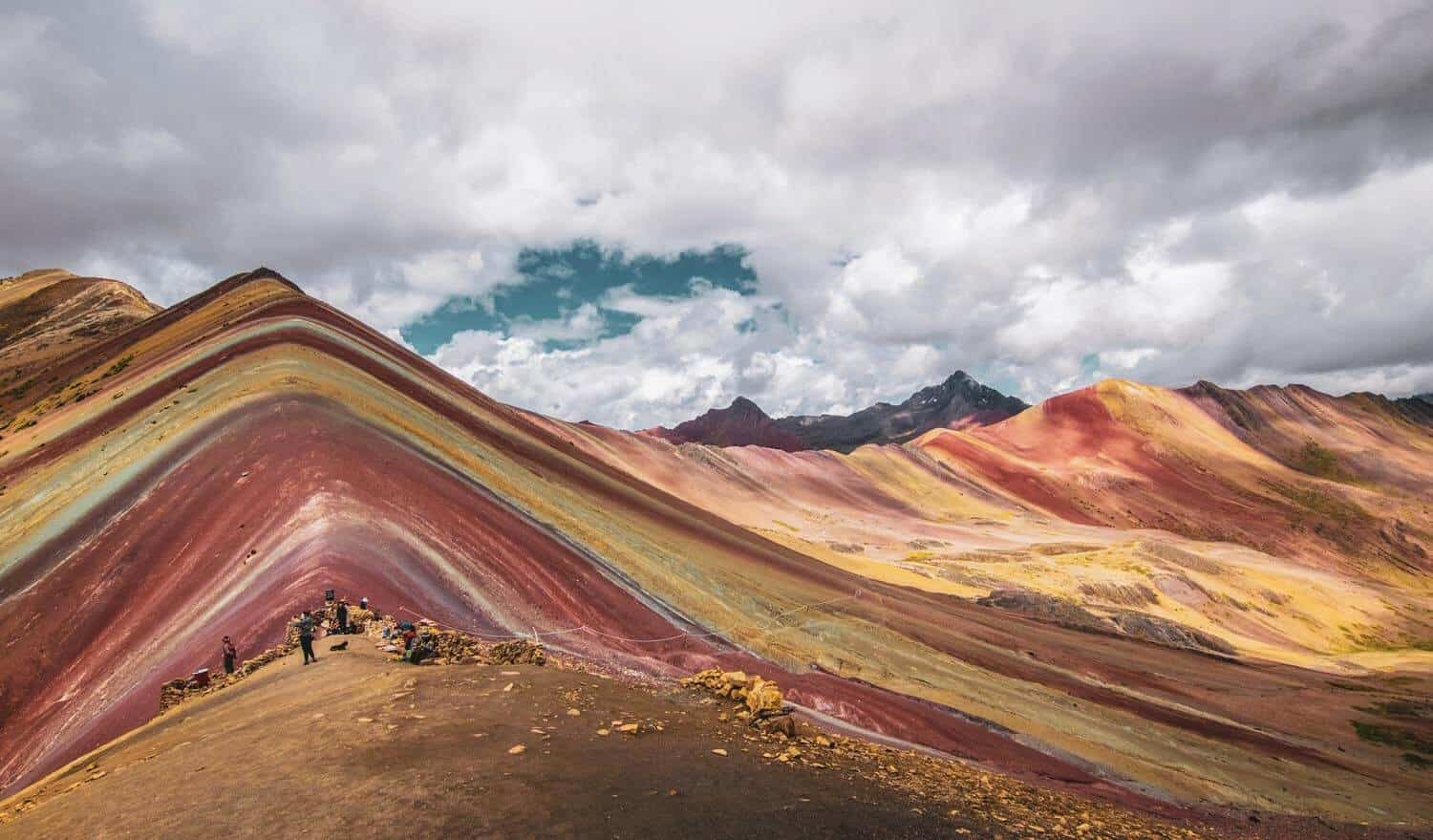 Visit-The-Alternative-Rainbow-Mountain-Palccoyo-V8217s-Vinicunca visit-the-alternative-rainbow-mountain-palccoyo-vs-vinicunca