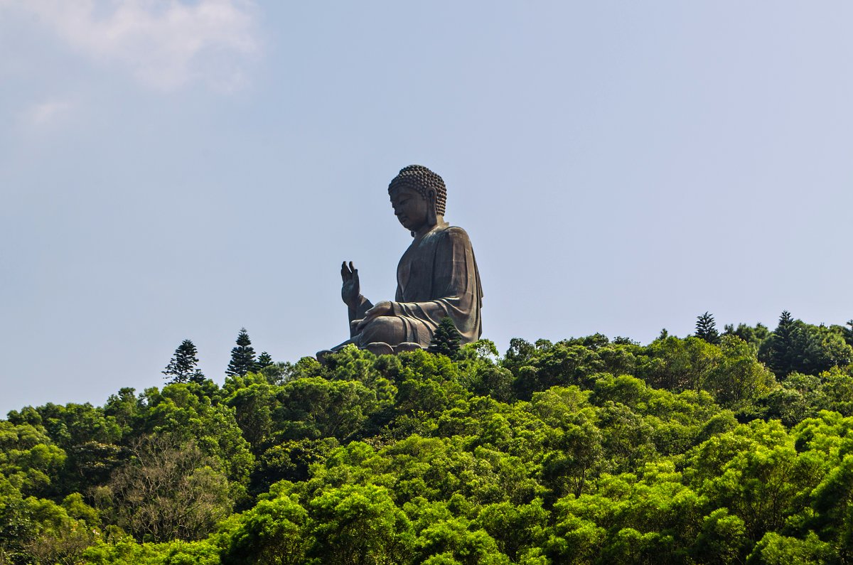 Visiting-Tian-Tan-Buddha-In-Hong-Kong visiting-tian-tan-buddha-in-hong-kong