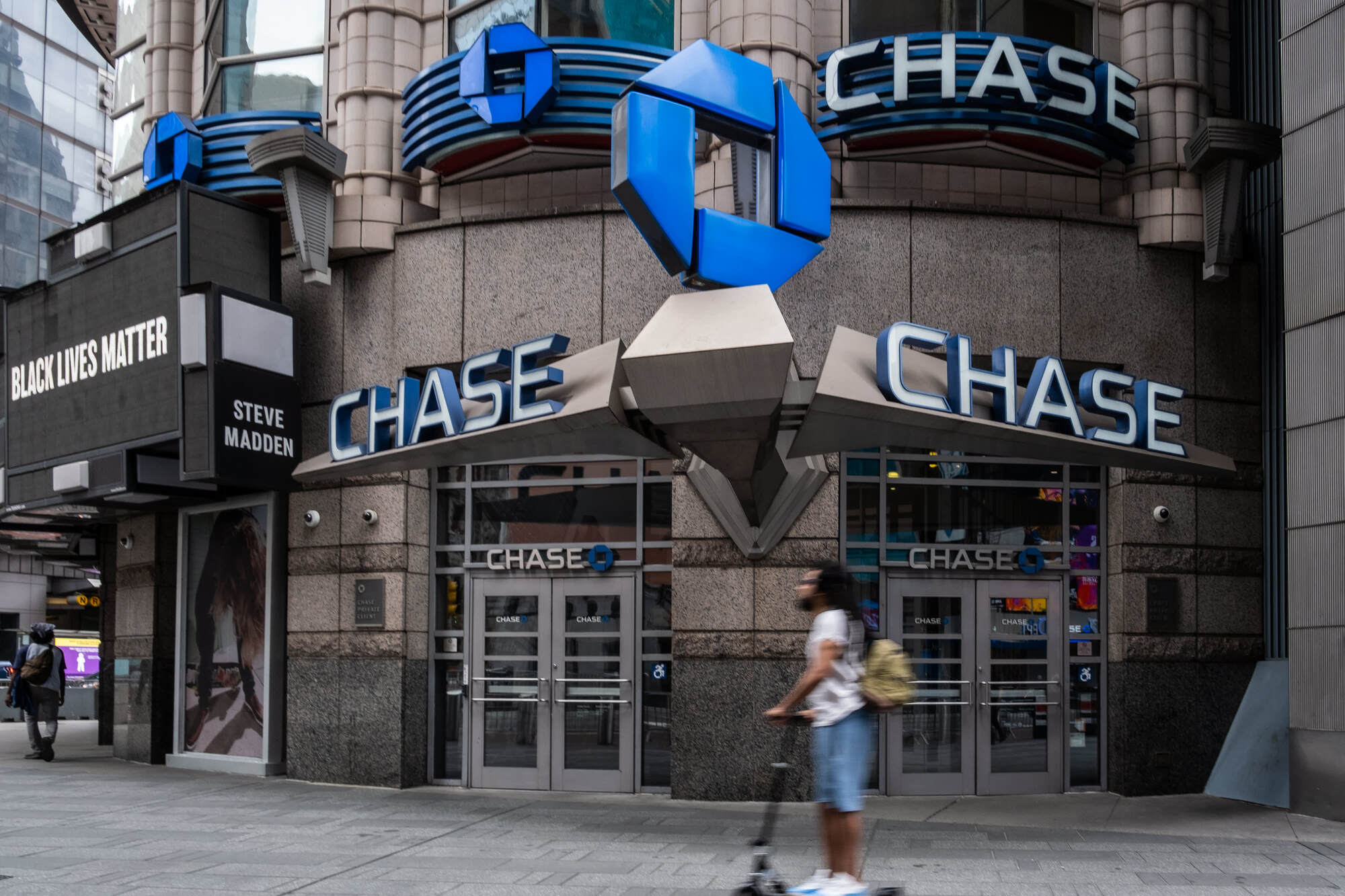 Where-Irish-Culture-Meets-Spanish-Flair-8211-An-Evening-With-Chase-In-New-York where-irish-culture-meets-spanish-flair-an-evening-with-chase-in-new-york