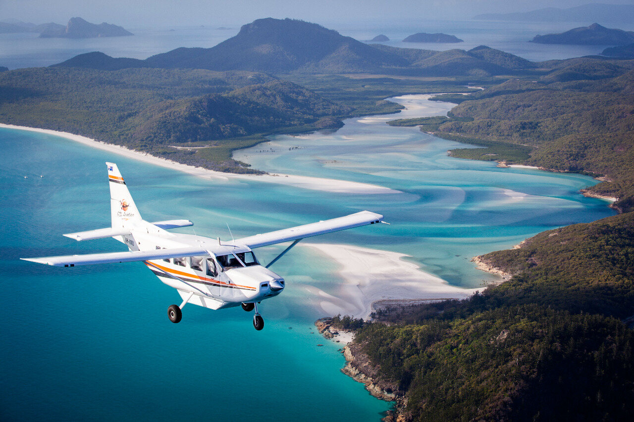Why-A-Whitsundays-Scenic-Flight-Is-A-Must-do-In-Australia why-a-whitsundays-scenic-flight-is-a-must-do-in-australia