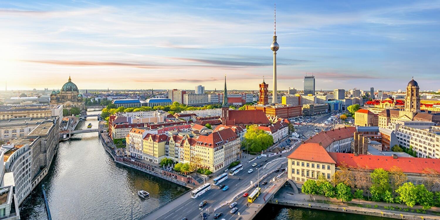 Why-I-Moved-To-Berlin-and-Why-I-Haven8217t-Mentioned-It-Until-Now why-i-moved-to-berlin-and-why-i-havent-mentioned-it-until-now