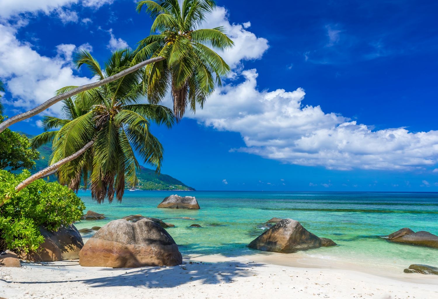 10-Best-Islands-To-Visit-In-The-Seychelles 10-best-islands-to-visit-in-the-seychelles