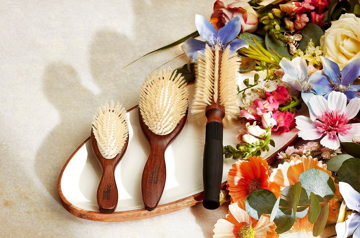 12-best-travel-hair-brushes-for-2023