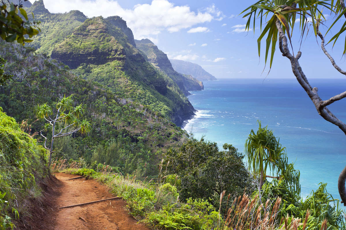 4-Best-Hikes-On-The-North-Shore-Of-Kauai-Hawaii 4-best-hikes-on-the-north-shore-of-kauai-hawaii