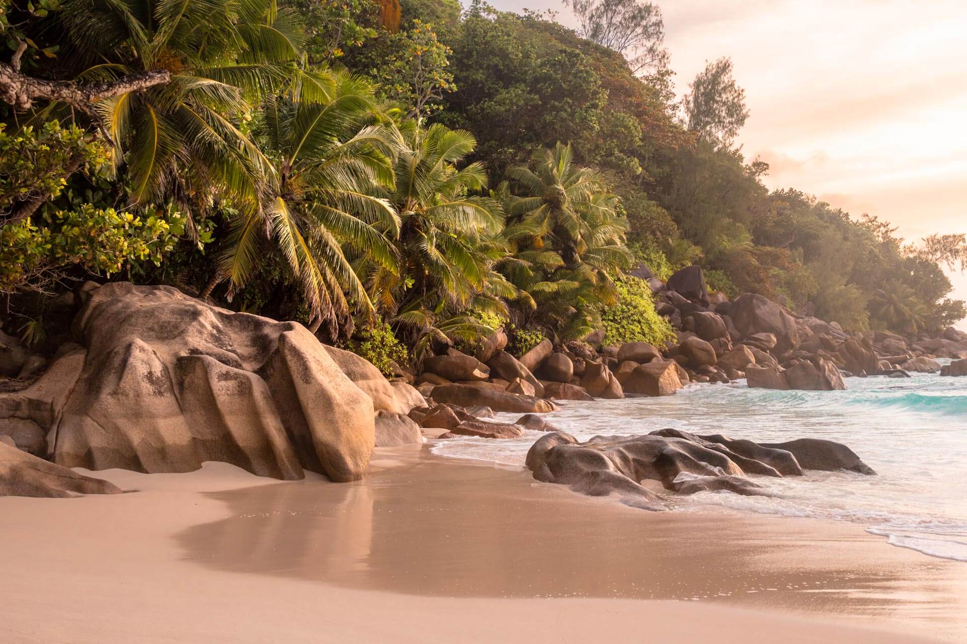 A-Guide-To-Praslin-Island-In-The-Seychelles a-guide-to-praslin-island-in-the-seychelles
