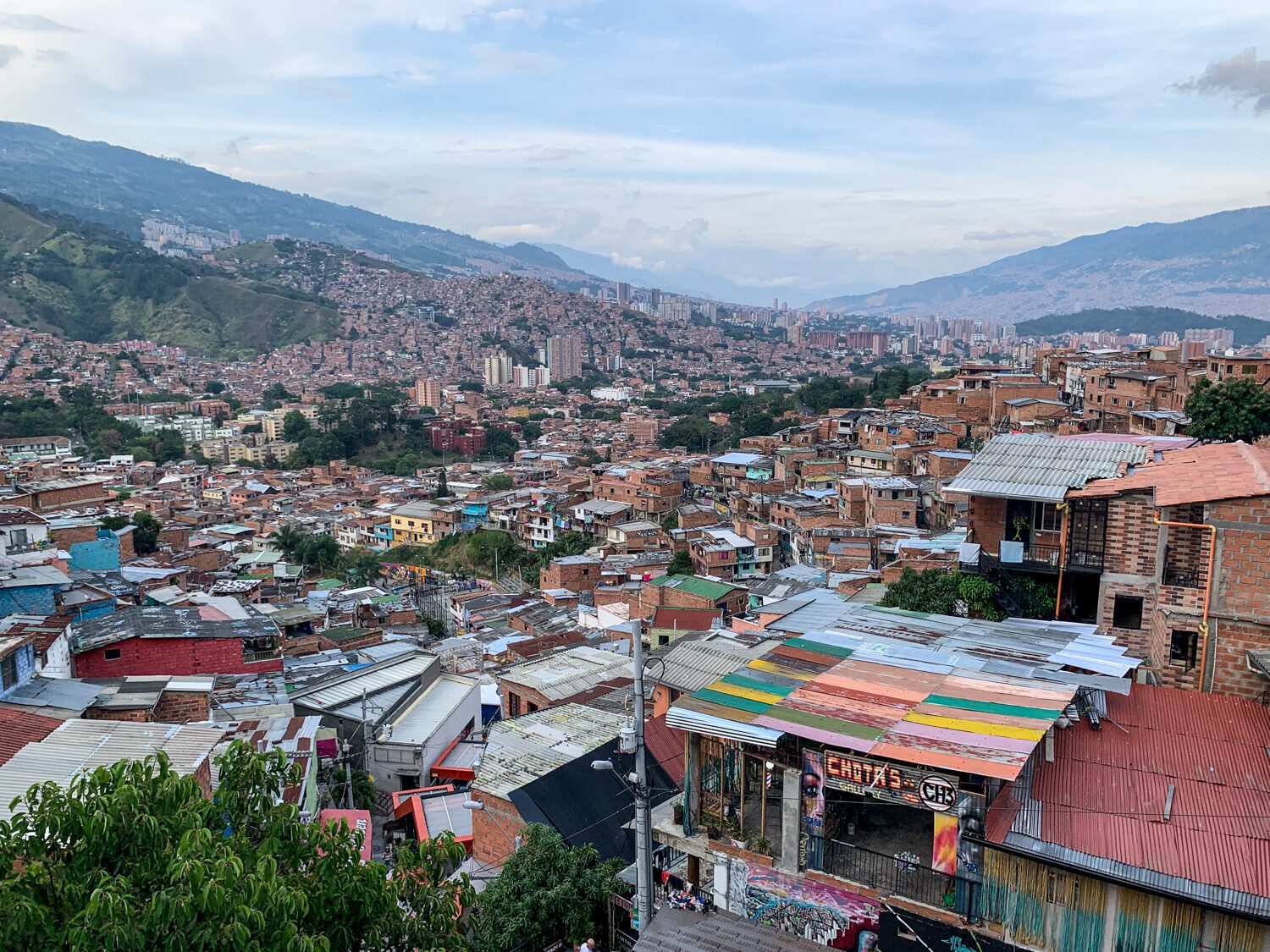 Best-Medellin-Neighborhoods-For-Every-Traveler-Type best-medellin-neighborhoods-for-every-traveler-type