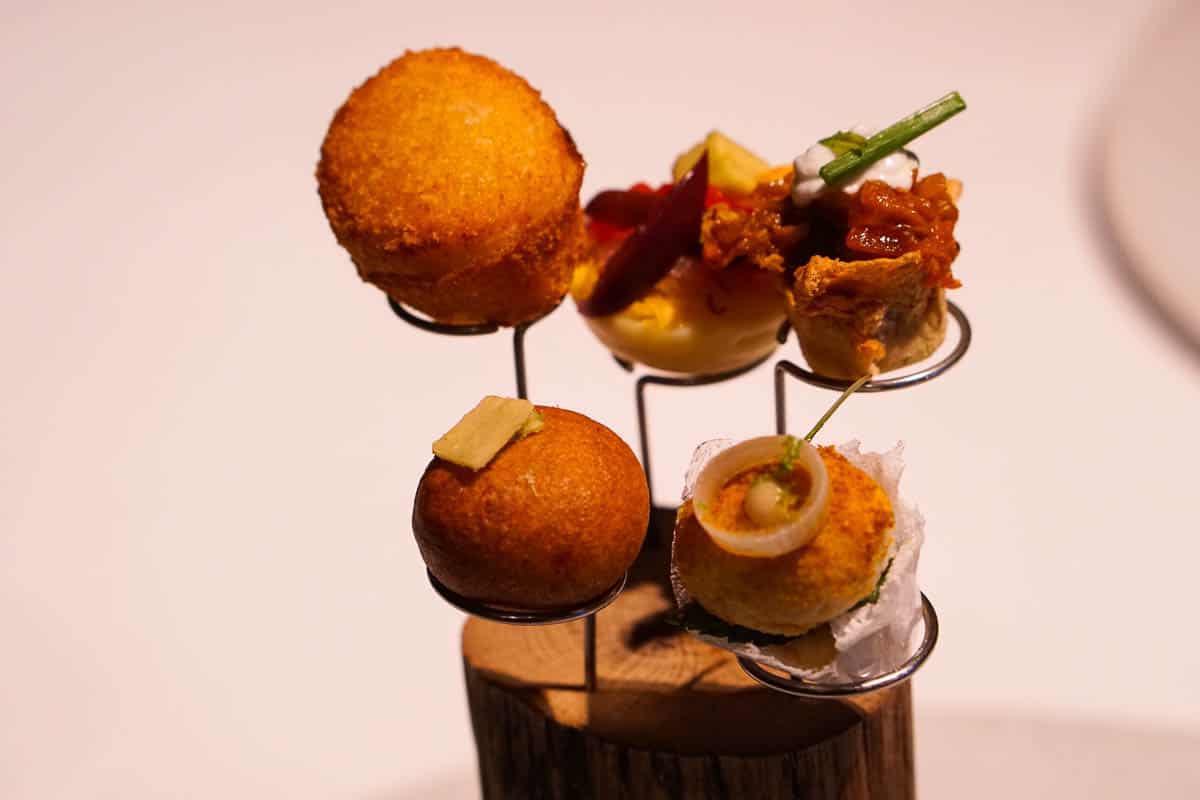 el-celler-de-can-roca-a-family-meal