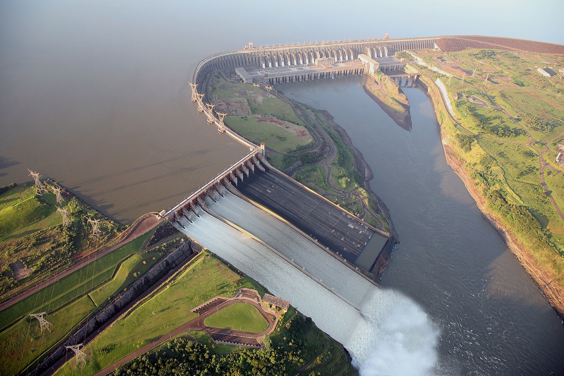 geeking-out-at-itaipu-dam