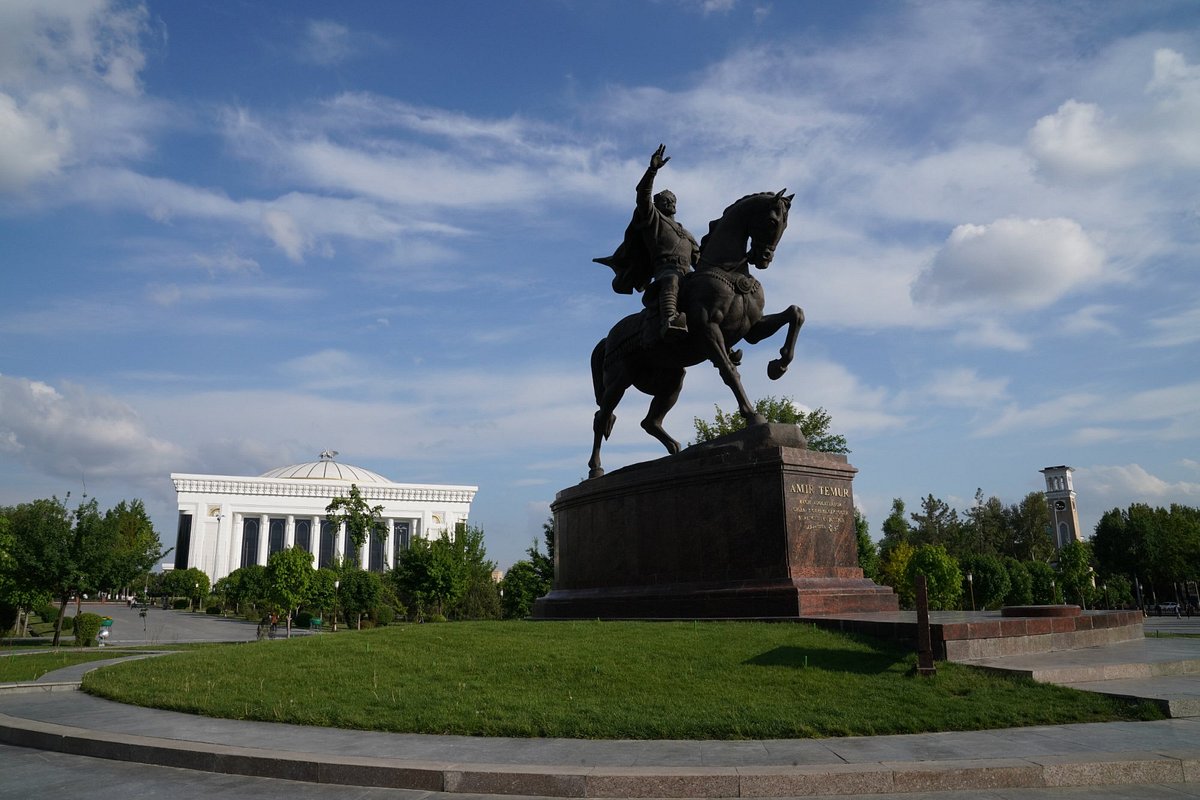 Get-A-Map-Amir-Temur-Square get-a-map-amir-temur-square