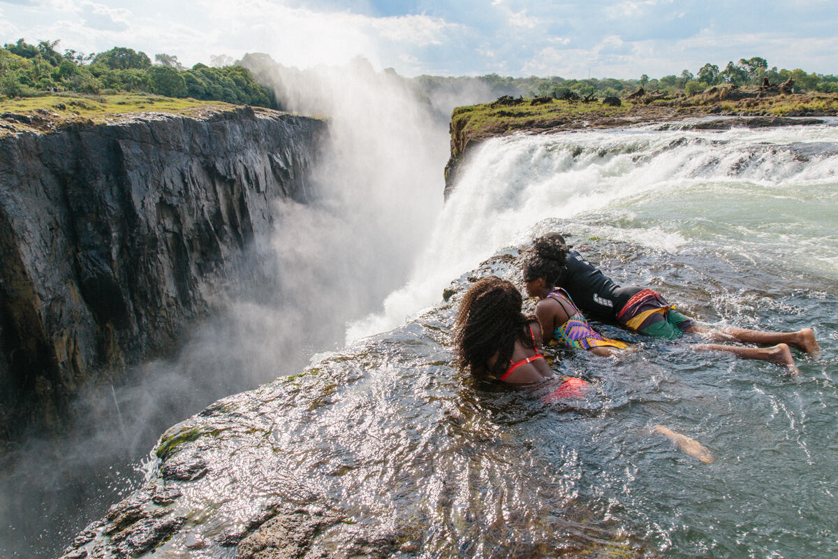 Here’s-What-It’s-Like-To-Swim-On-The-Edge-Of-Victoria-Falls heres-what-its-like-to-swim-on-the-edge-of-victoria-falls