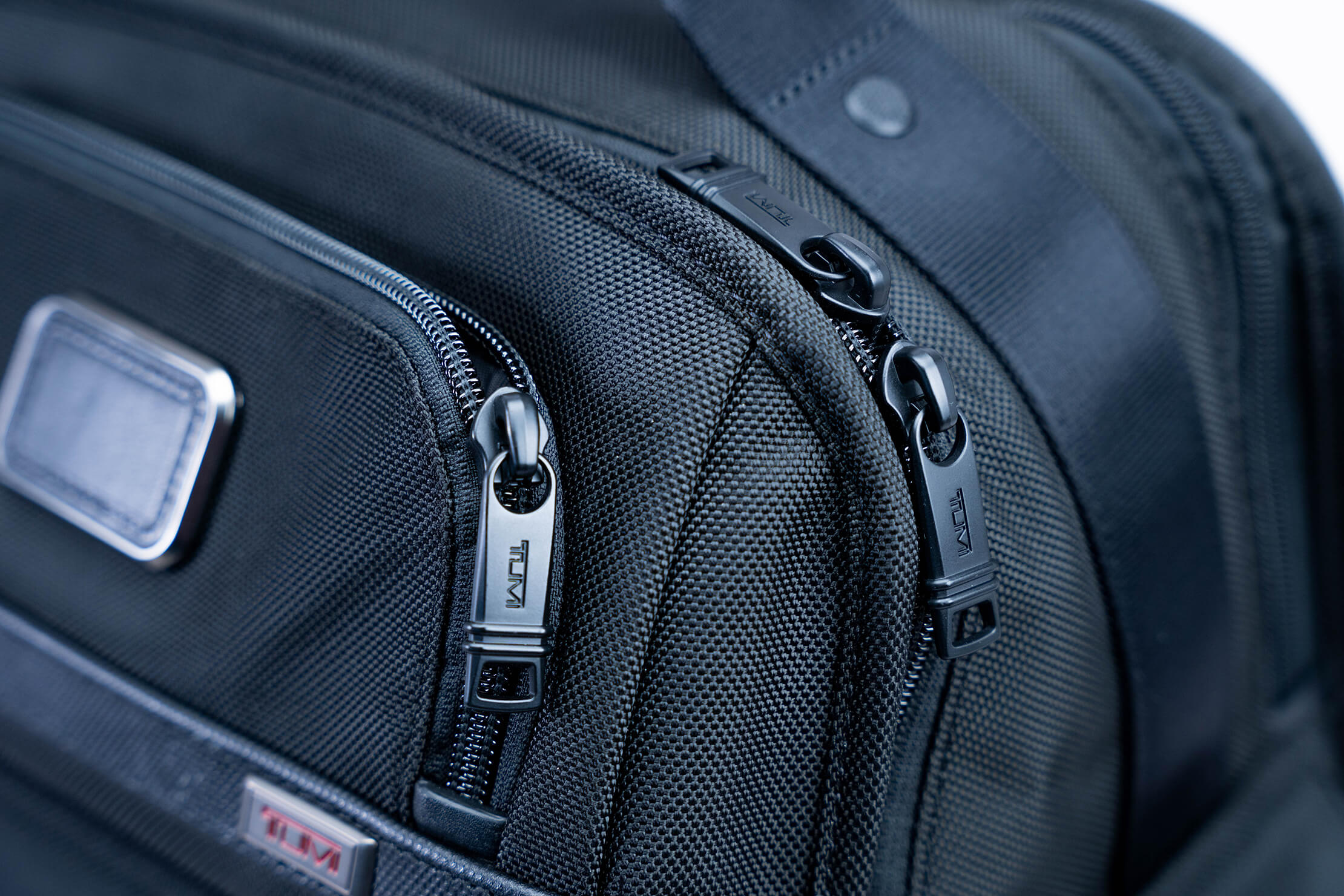 How To Pack A Tumi Alpha 2 | TouristSecrets