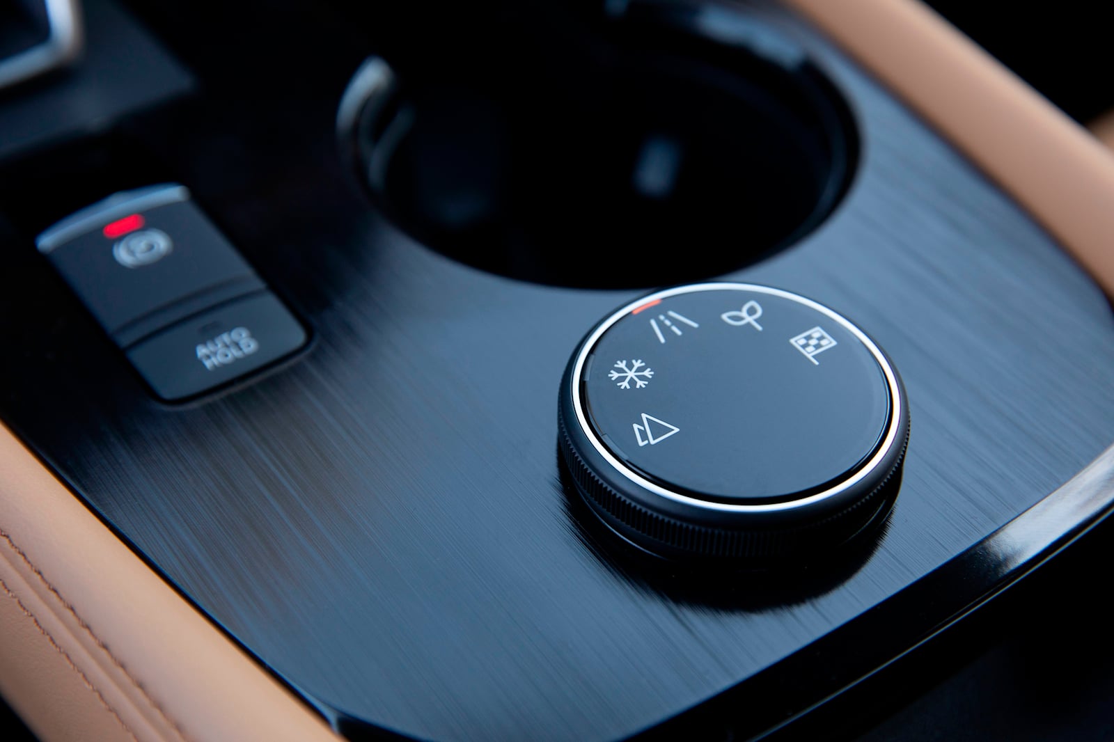 How-To-Pull-Down-Nissan-Rogue-2016-Back-Seat-Cup-Holder how-to-pull-down-nissan-rogue-2016-back-seat-cup-holder