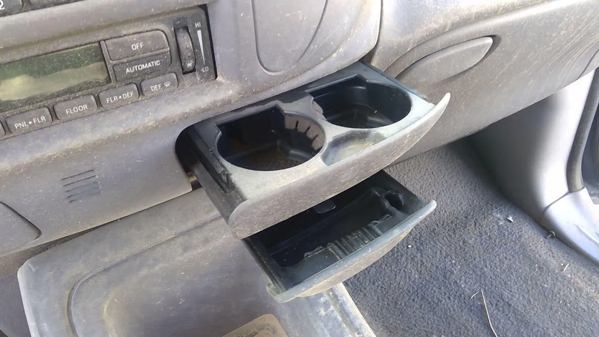 How-To-Replace-Cup-Holder-On-1995-Ford-Windstar how-to-replace-cup-holder-on-1995-ford-windstar