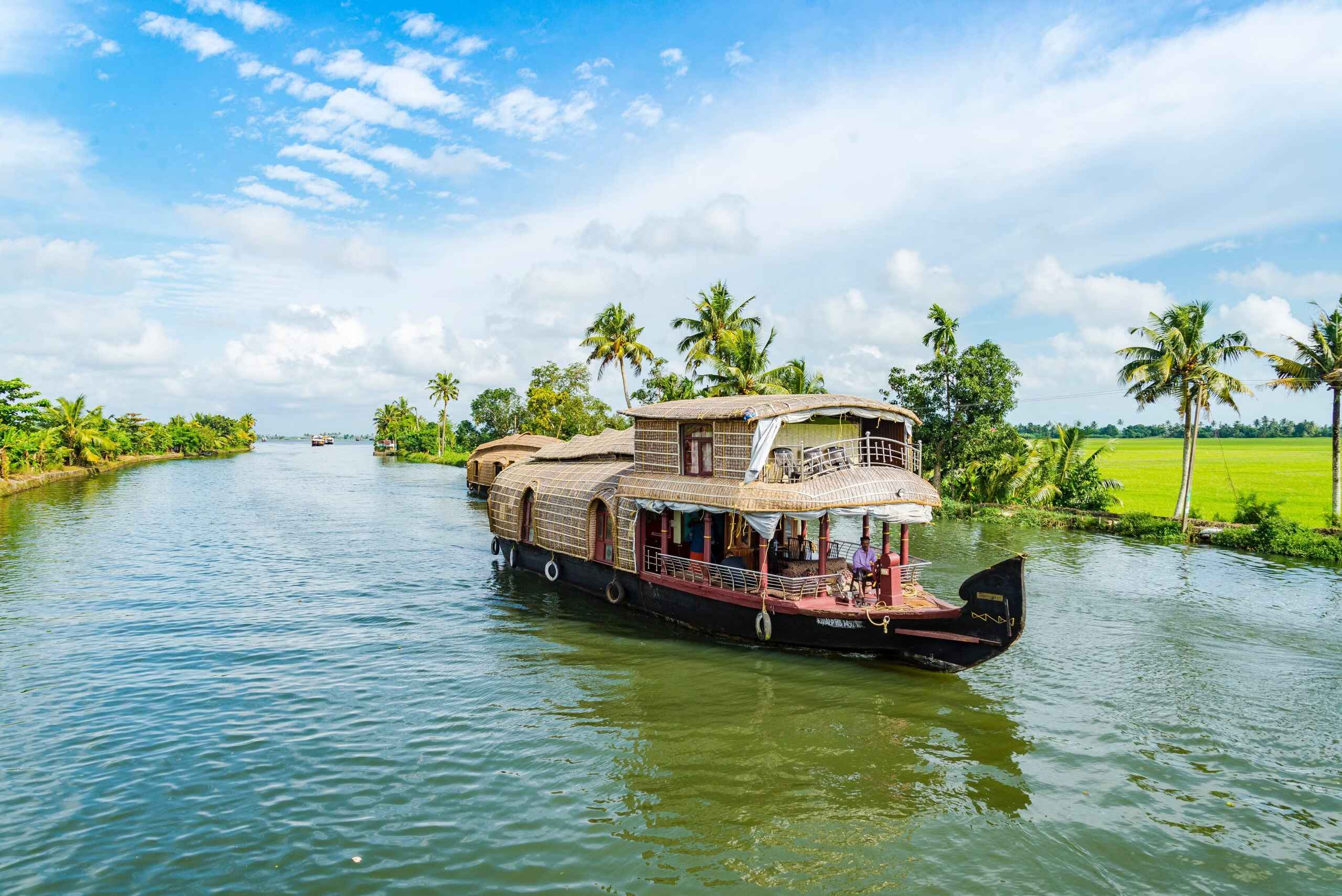 How-To-Take-The-Kerala-Backwaters-Ferry-From-Alleppey-To-Kottayam how-to-take-the-kerala-backwaters-ferry-from-alleppey-to-kottayam