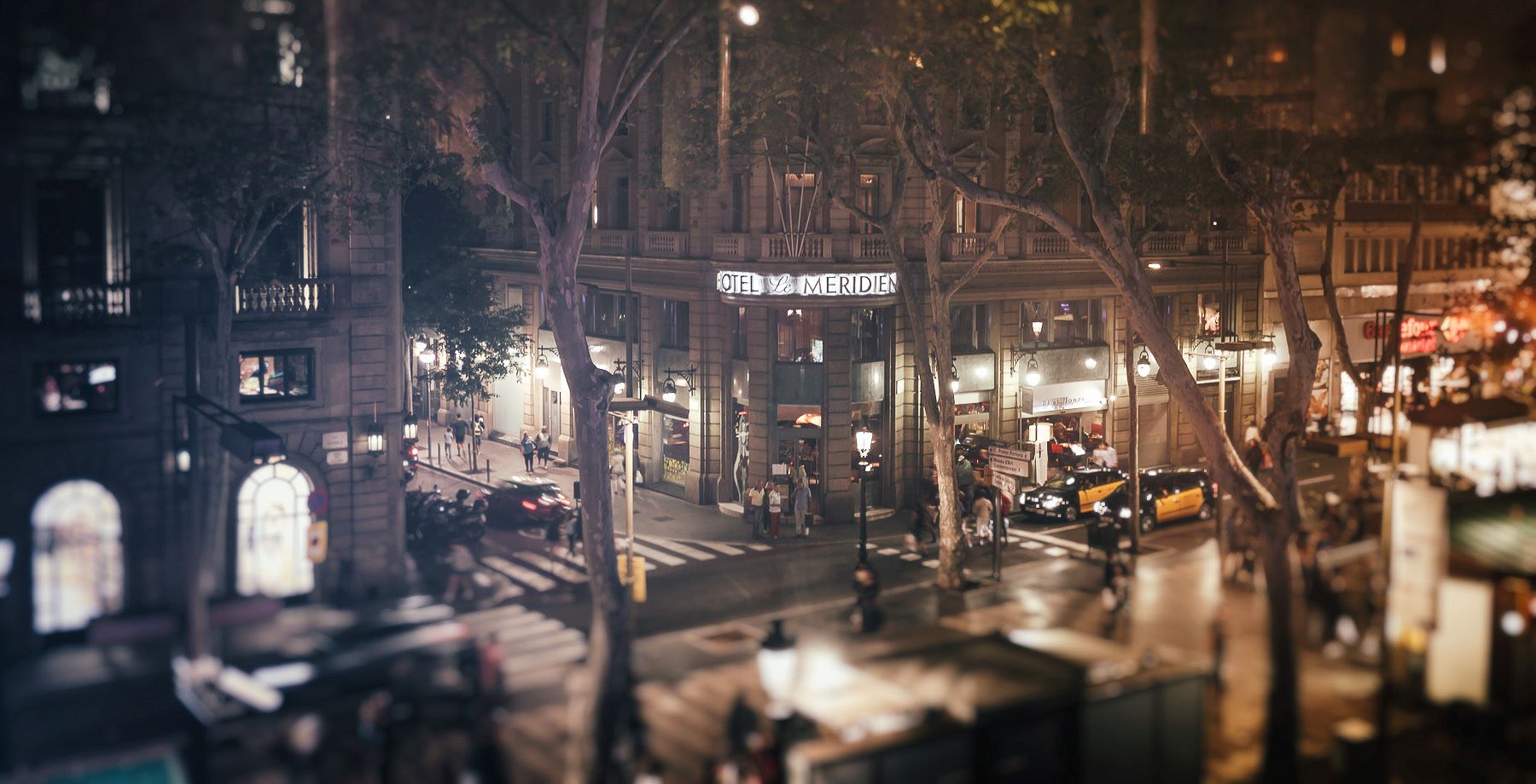 le-pop-an-evening-of-cocktails-in-barcelona-spain