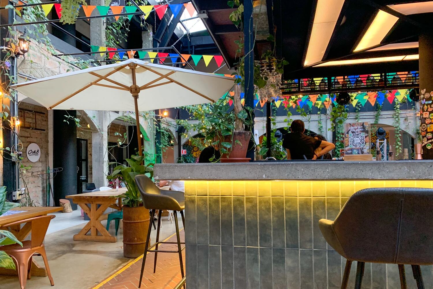 Medellin-Hostels-With-The-Best-WiFi medellin-hostels-with-the-best-wifi